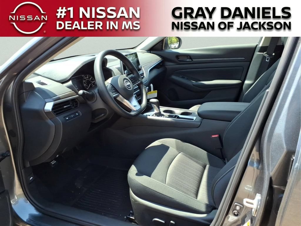 New 2026 Nissan Altima 2.5 SV FWD image 24