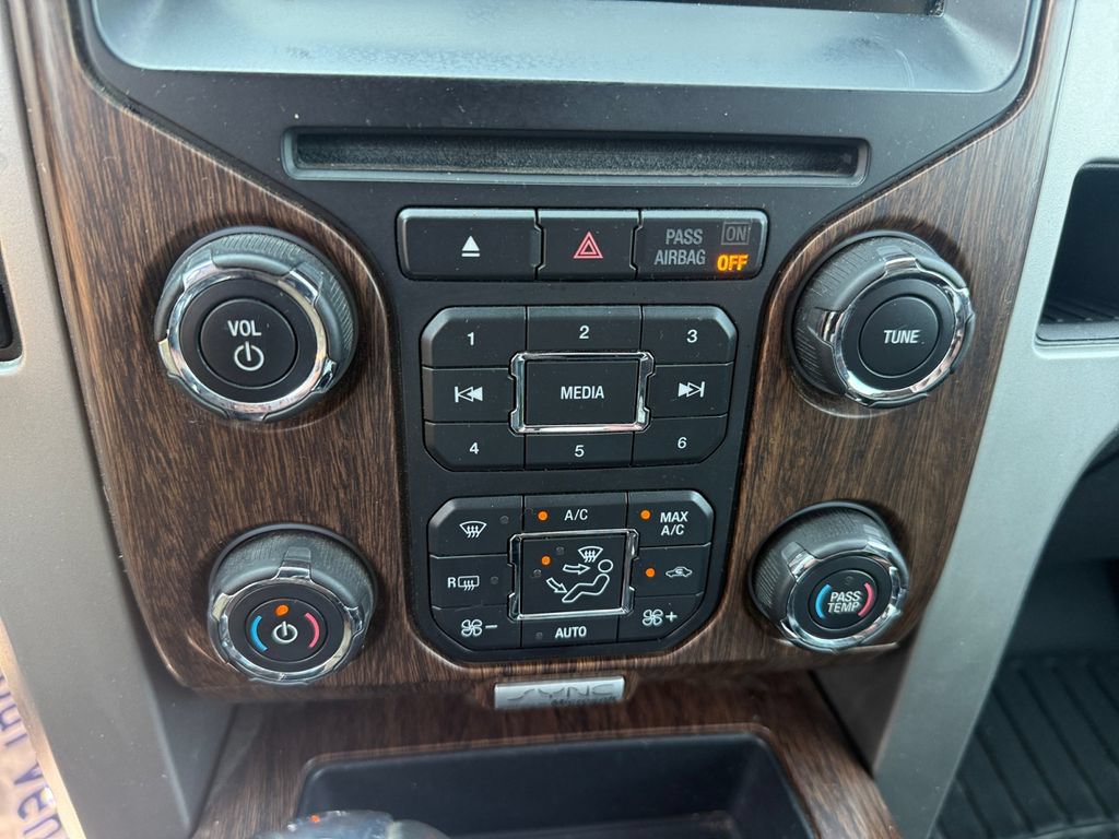 Used 2013 Ford F150 Lariat w/ Luxury Equipment Group AWD/4WD image 26