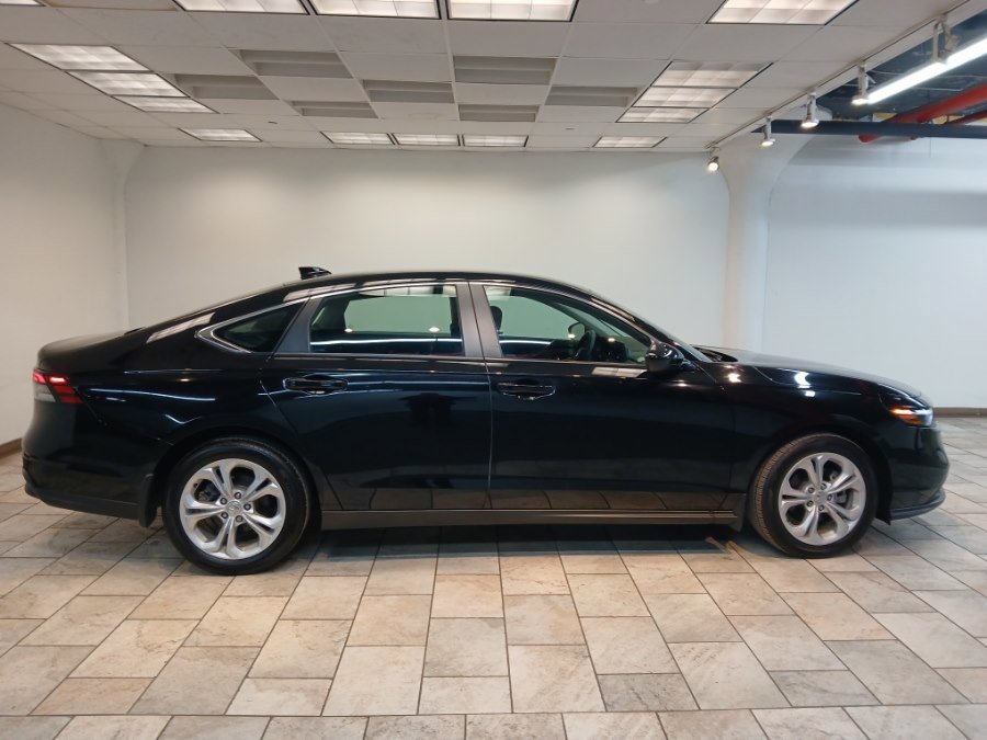 Used 2024 Honda Accord LX image 2