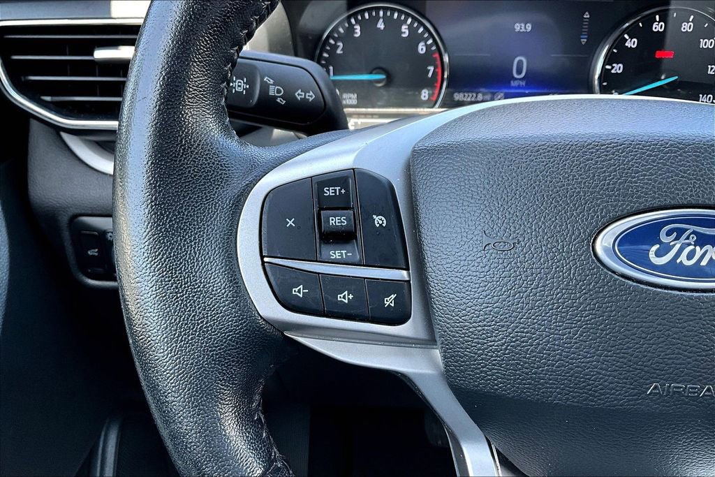 Used 2023 Ford Explorer XLT w/ Equipment Group 202A image 11