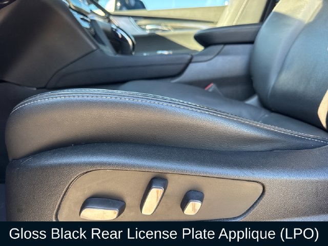 Used 2024 Cadillac XT6 Sport w/ LPO, Onyx Lite Package AWD/4WD image 18