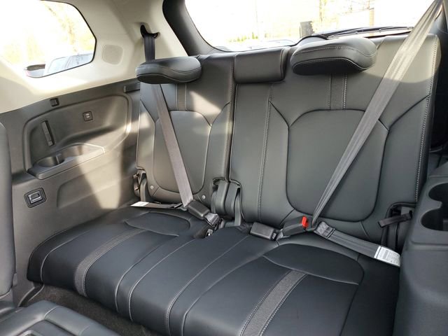 New 2025 Honda Pilot Touring image 30