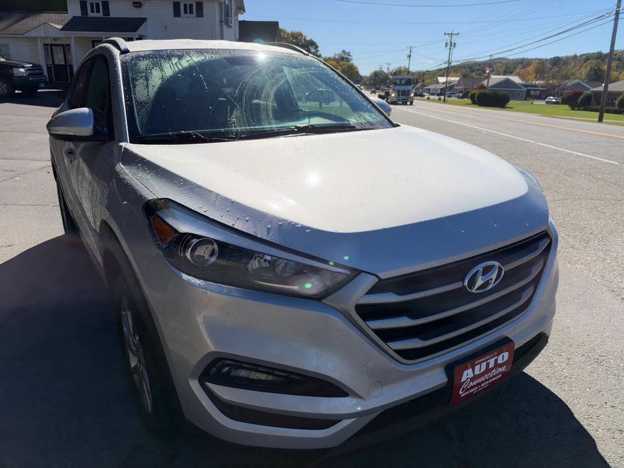 Used 2017 Hyundai Tucson SE Plus AWD/4WD image 1