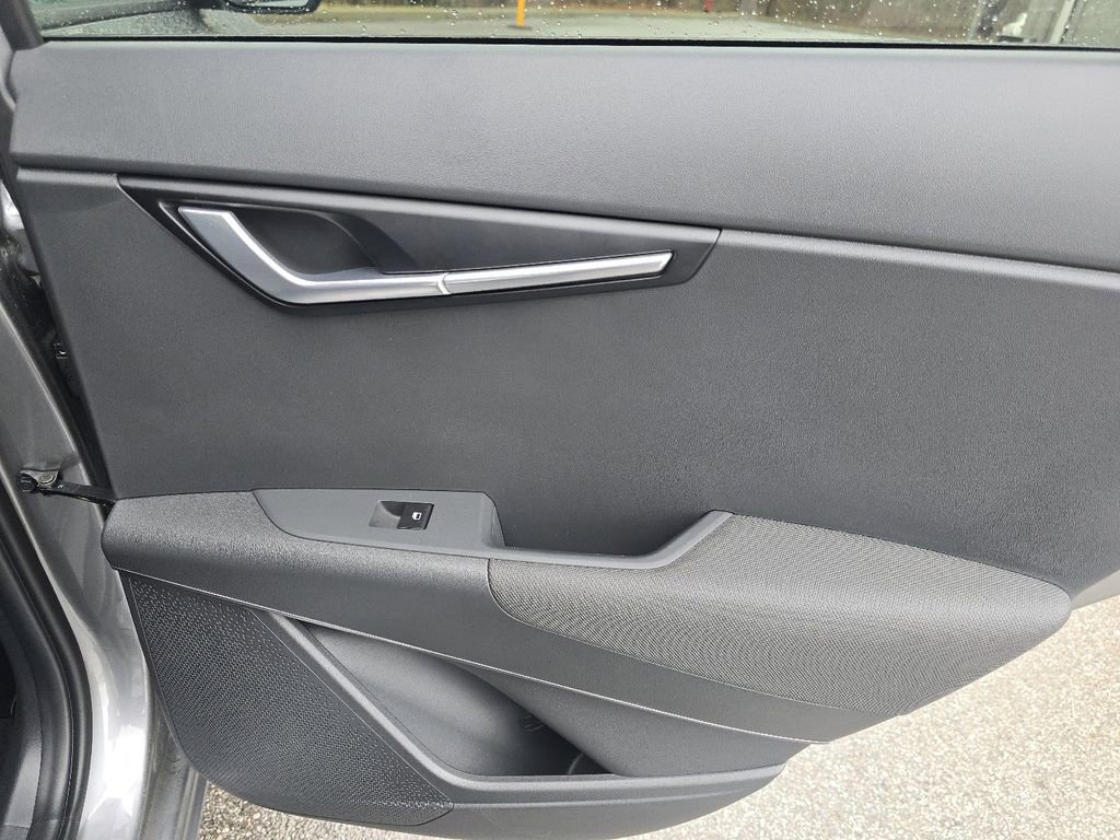 Used 2023 Kia Niro EX image 23