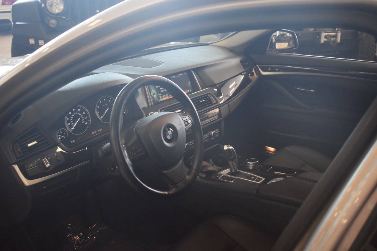 Used 2014 BMW 528i Sedan RWD image 33