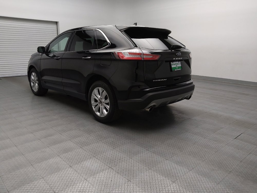 Used 2023 Ford Edge Titanium image 5