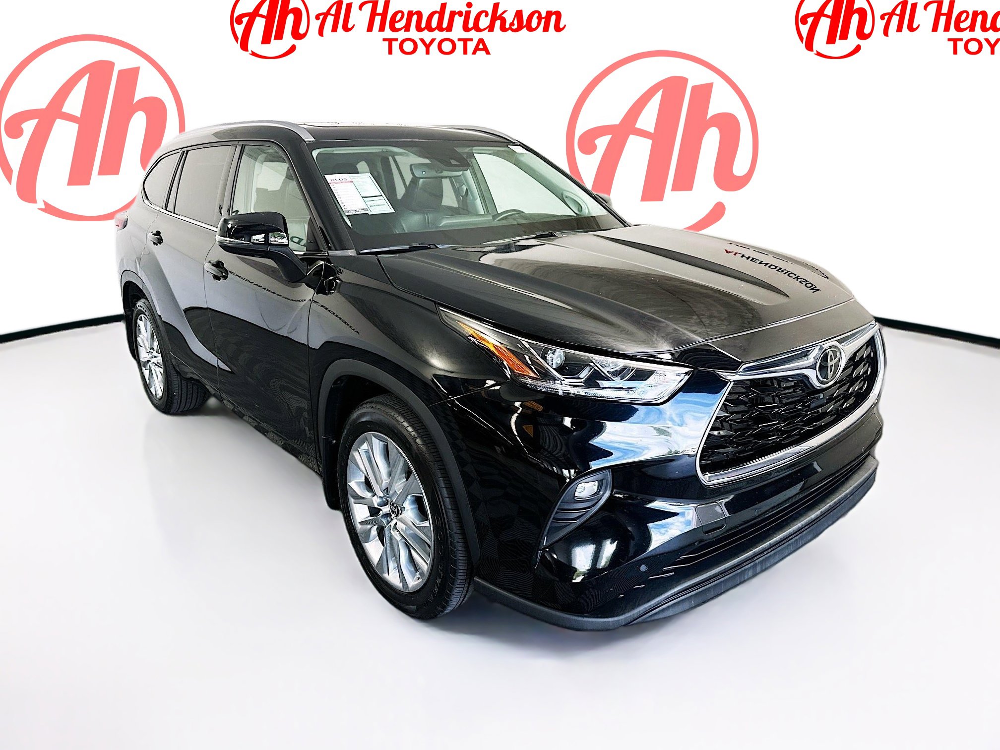 Used 2022 Toyota Highlander Limited
