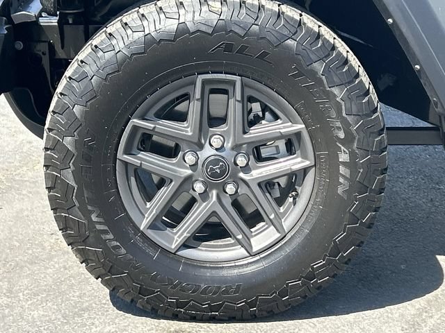 Certified 2025 Jeep Gladiator Sport AWD/4WD image 10