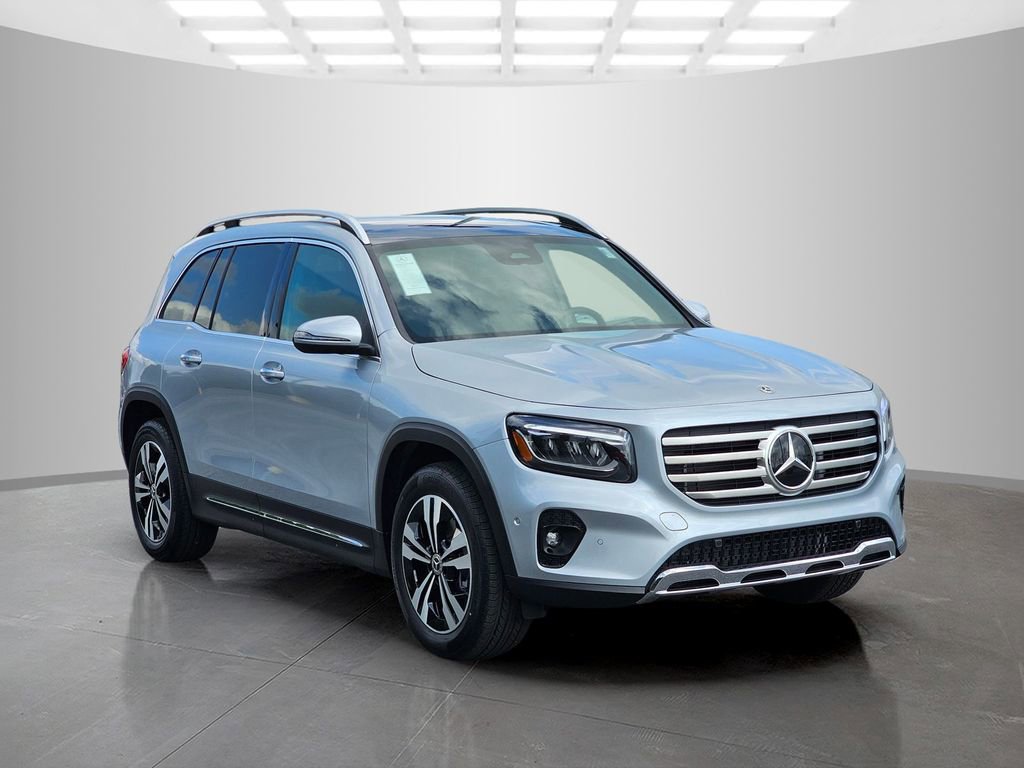 Used 2026 Mercedes-Benz GLB 250 image 8