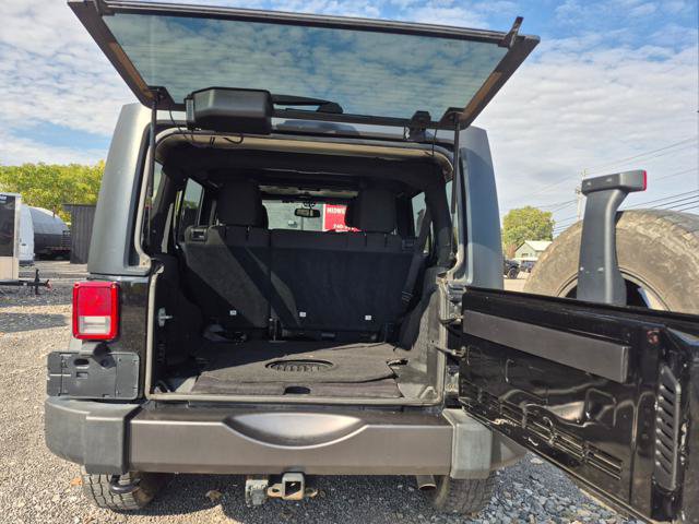 Used 2016 Jeep Wrangler Unlimited Sport AWD/4WD image 7
