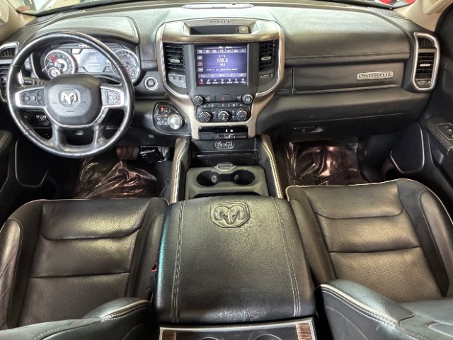 Used 2020 RAM 1500 Laramie AWD/4WD image 3
