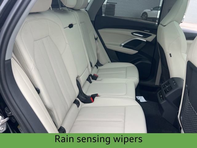 New 2025 Audi Q5 Prestige image 35