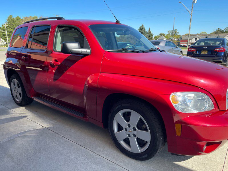 Used 2011 Chevrolet HHR LS image 8