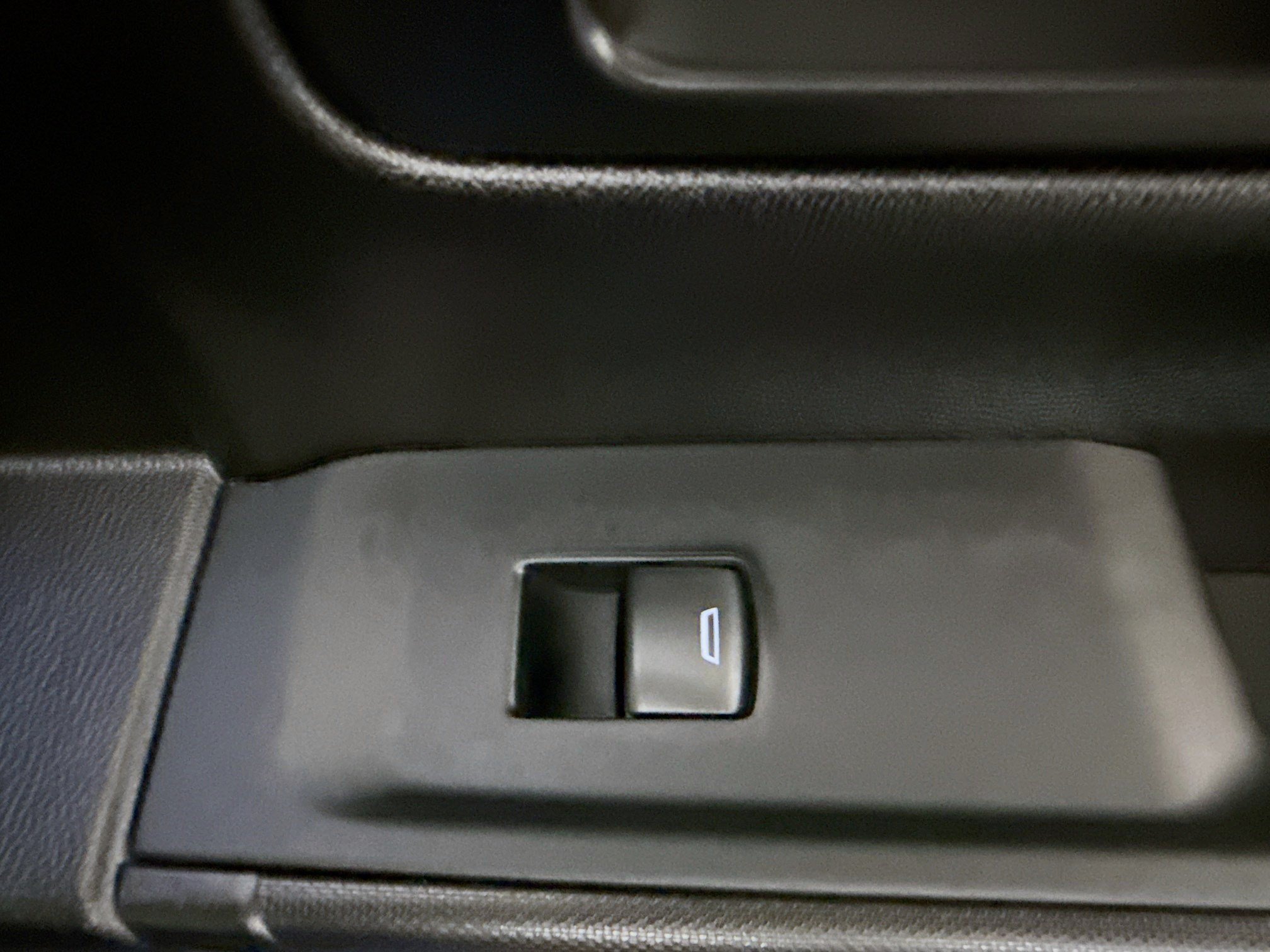Used 2023 Chevrolet Silverado 1500 Custom RWD image 29