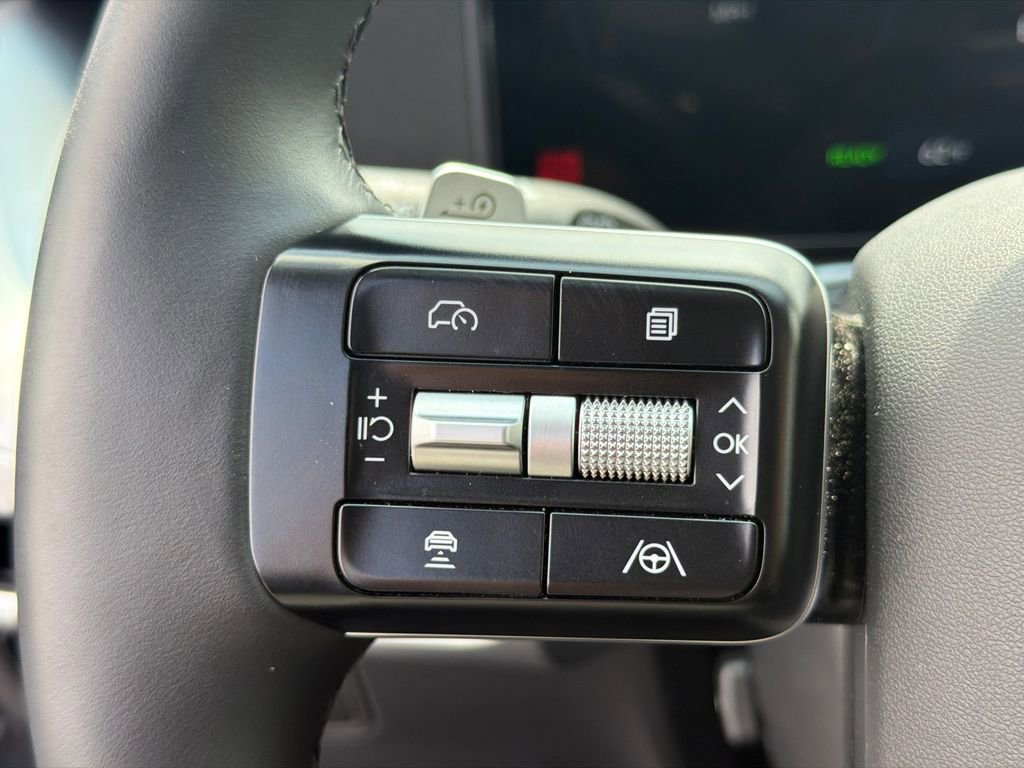 Used 2026 Hyundai Ioniq 9 Limited AWD/4WD image 25