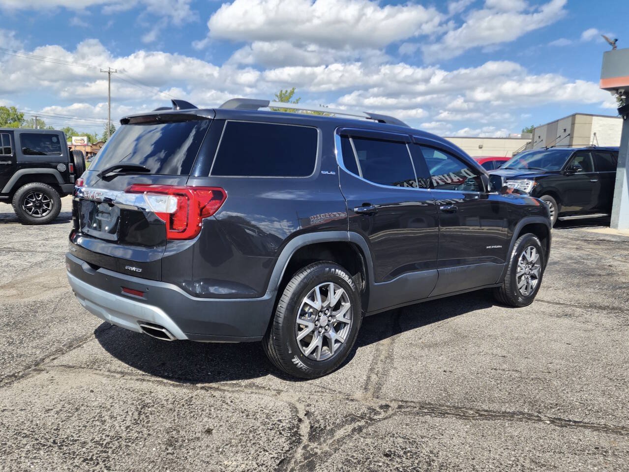 Used 2020 GMC Acadia SLE w/ Driver Convenience Package AWD/4WD image 10