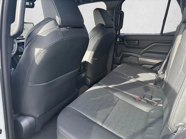 Used 2025 Toyota 4Runner TRD Off-Road Premium AWD/4WD image 9