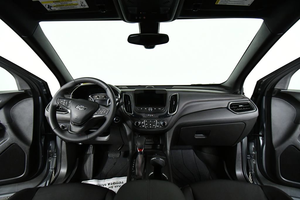 Used 2024 Chevrolet Equinox RS w/ RS Leather Package image 18