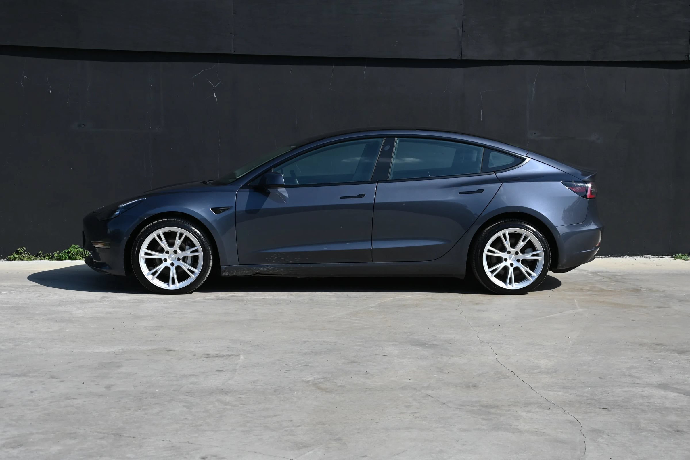 Used 2022 Tesla Model 3 RWD image 8
