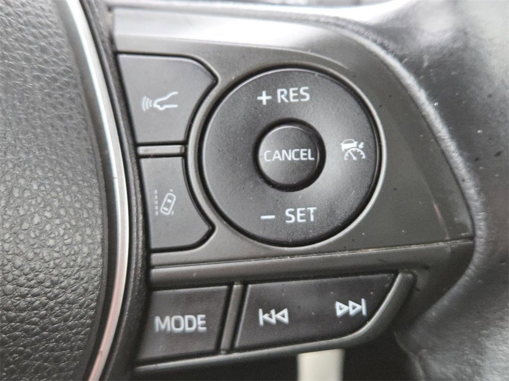 Used 2021 Toyota Corolla SE image 5