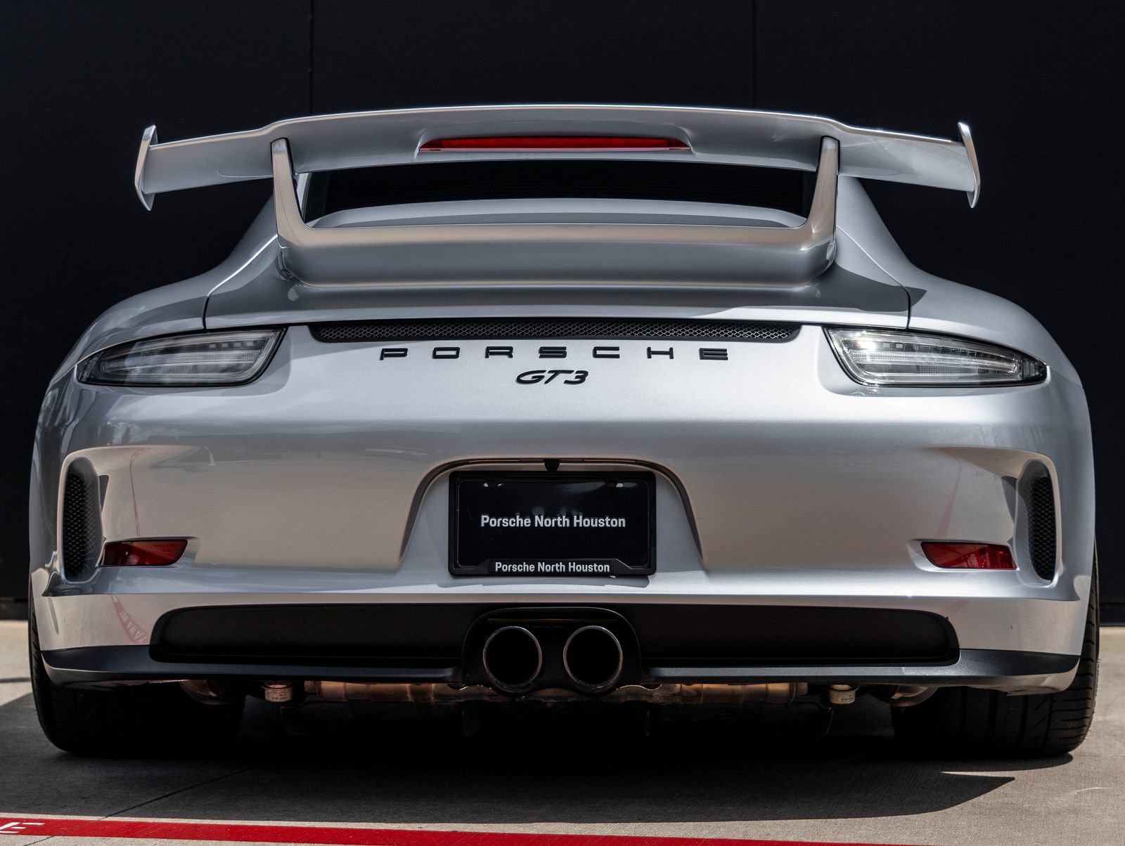 Certified 2016 Porsche 911 GT3 RWD image 10