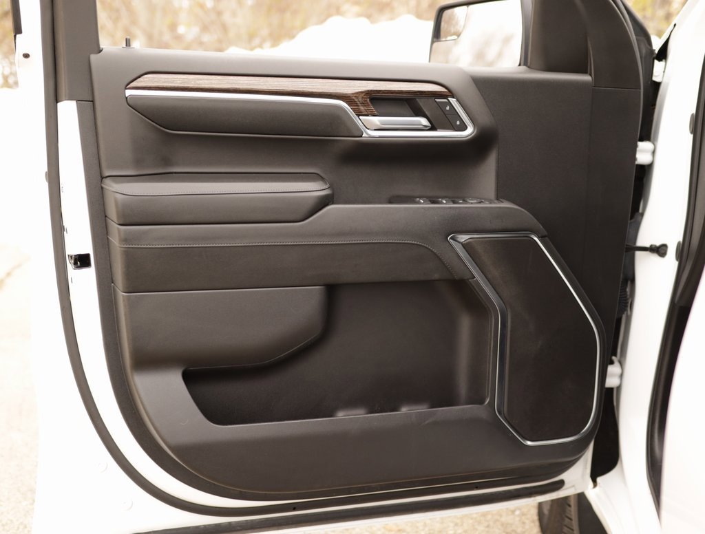 Used 2024 GMC Sierra 1500 Elevation image 24