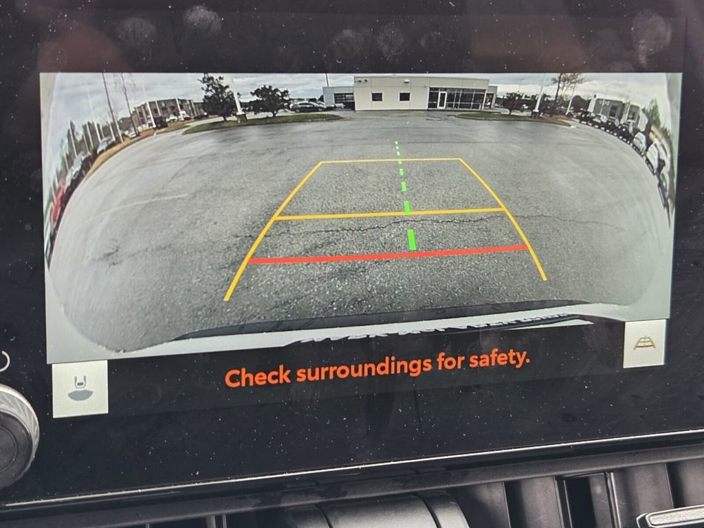 Used 2025 Toyota RAV4 LE image 17