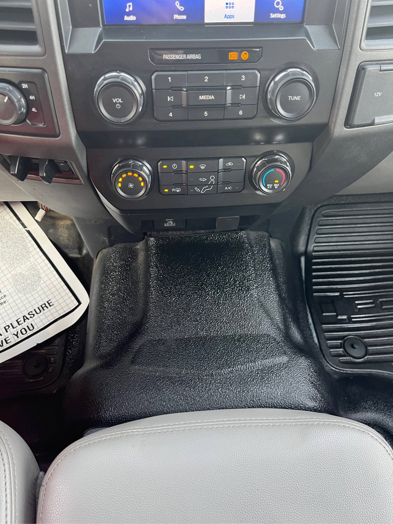 Used 2022 Ford F250 XL w/ STX Appearance Package image 22