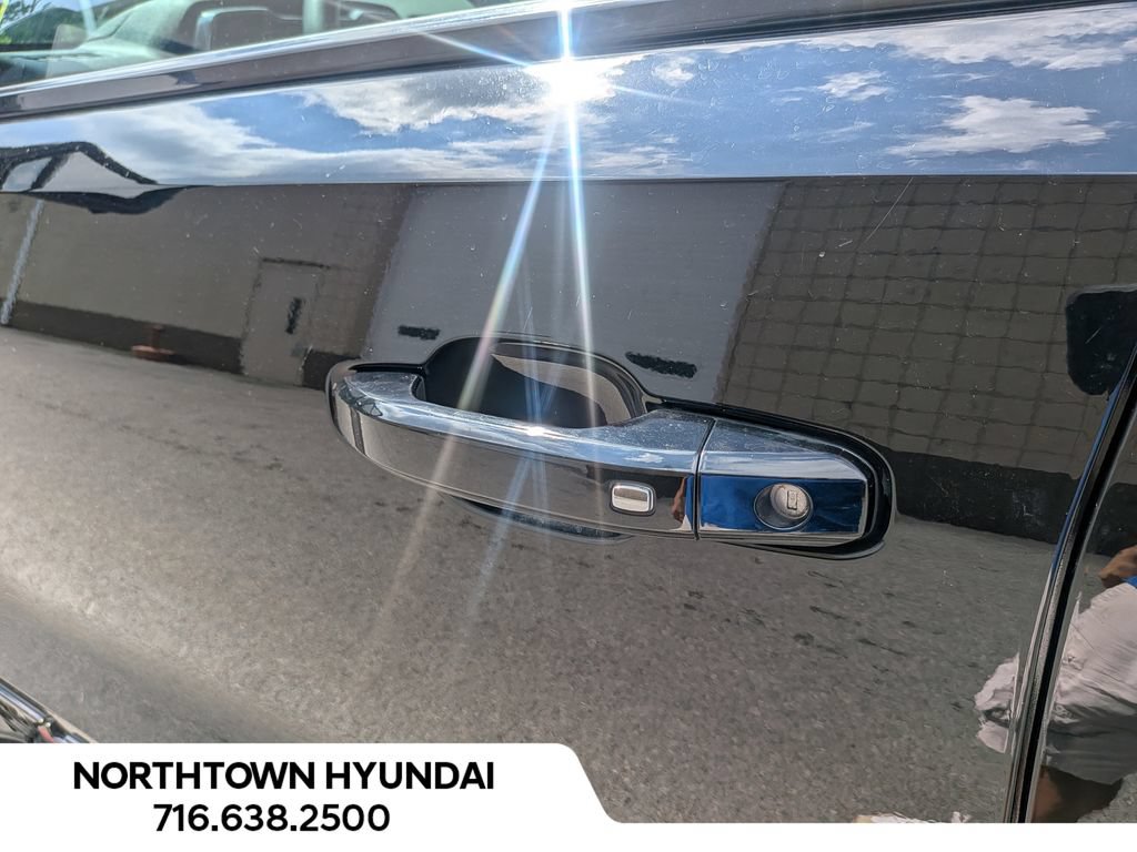 Used 2023 GMC Canyon AT4X AWD/4WD image 38