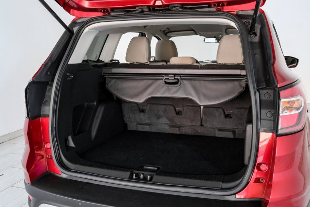 Used 2017 Ford Escape SE w/ Equipment Group 201A AWD/4WD image 47
