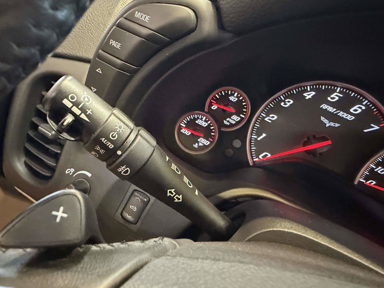 Used 2012 Chevrolet Corvette Grand Sport w/ 3LT Preferred Equipment Group RWD image 21