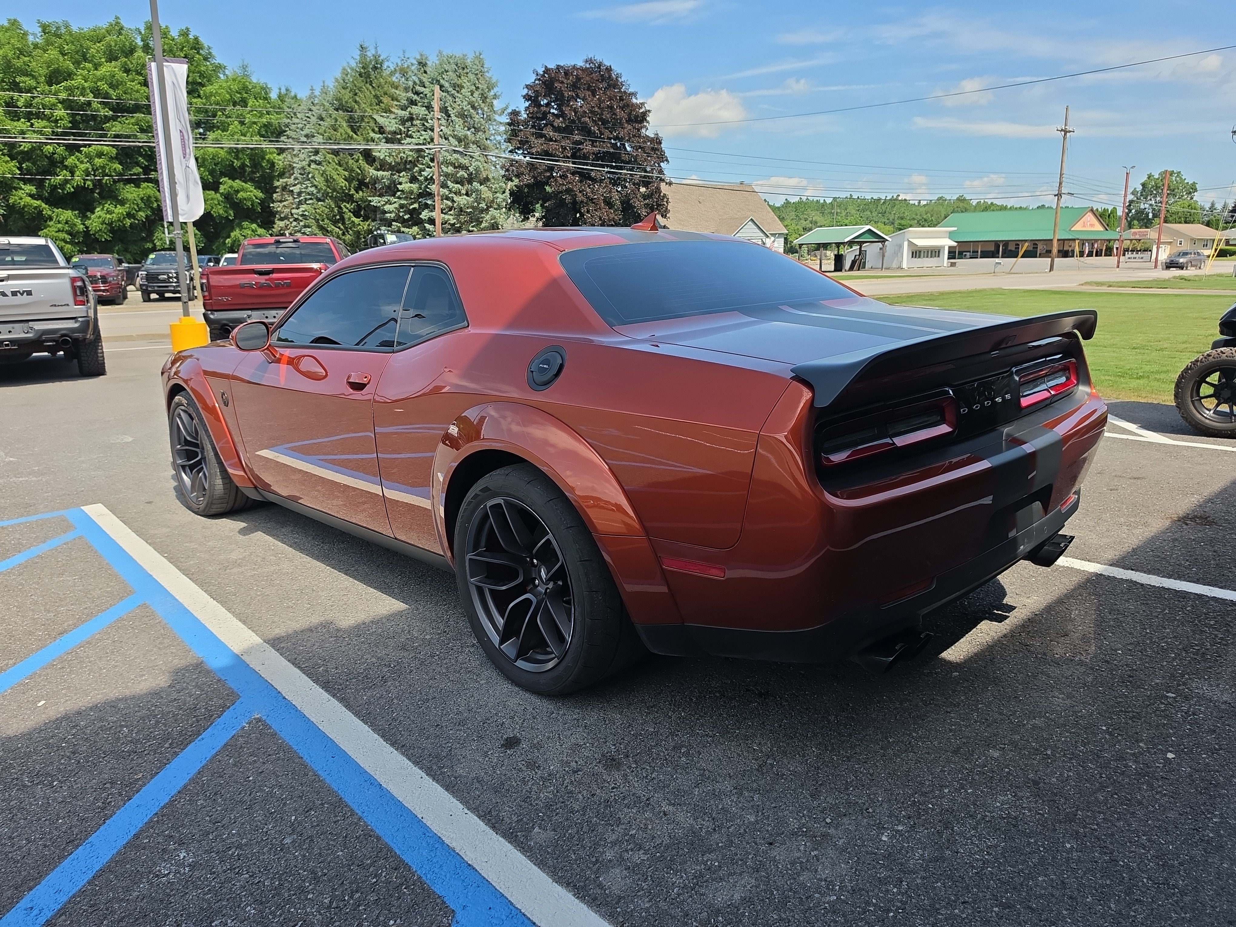 Used 2021 Dodge Challenger R/T Scat Pack RWD image 6