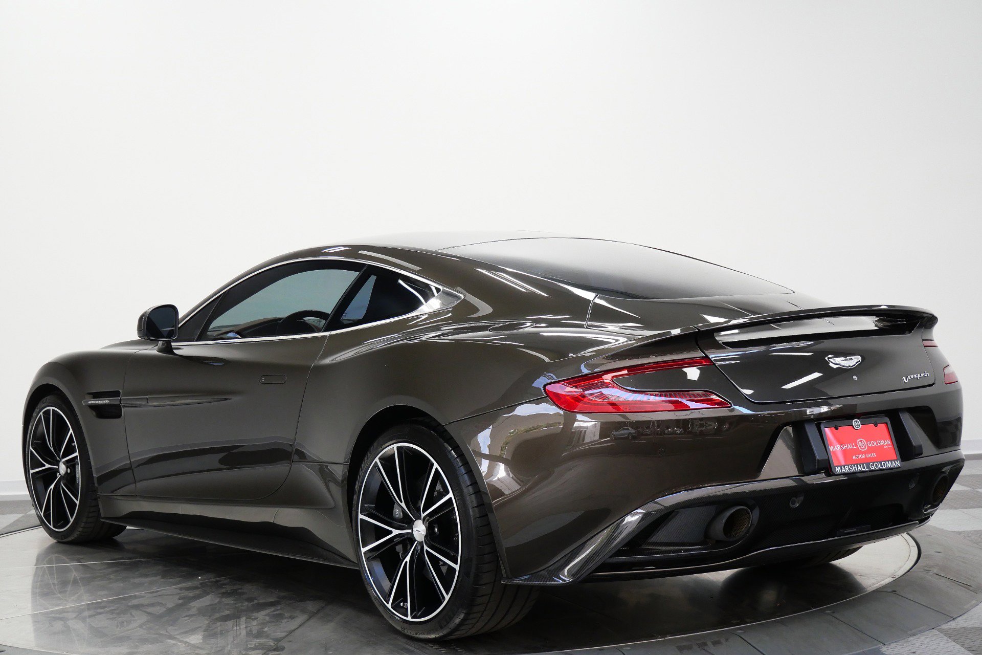 Used 2014 Aston Martin Vanquish Coupe image 7