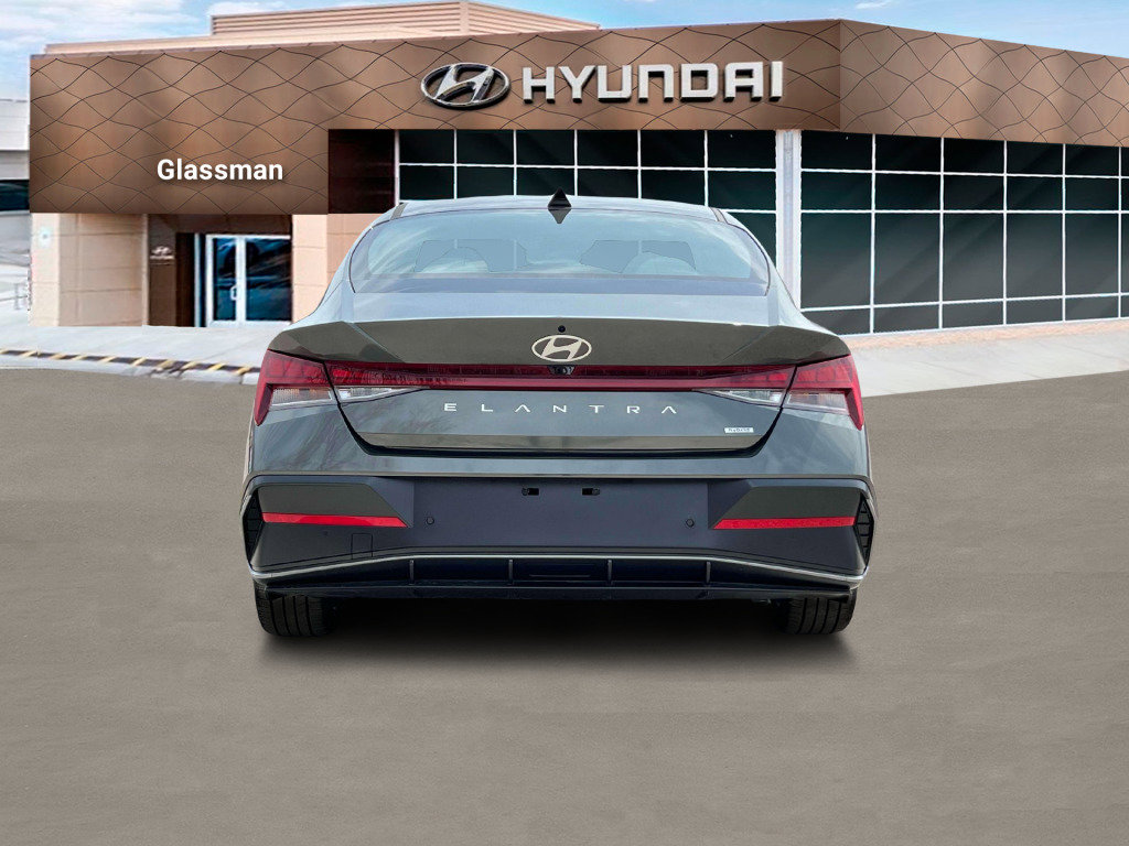 New 2025 Hyundai Elantra Limited image 6