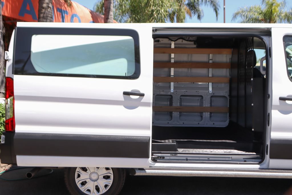 Used 2025 Ford Transit 250 Low Roof w/ Exterior Upgrade Package RWD image 13