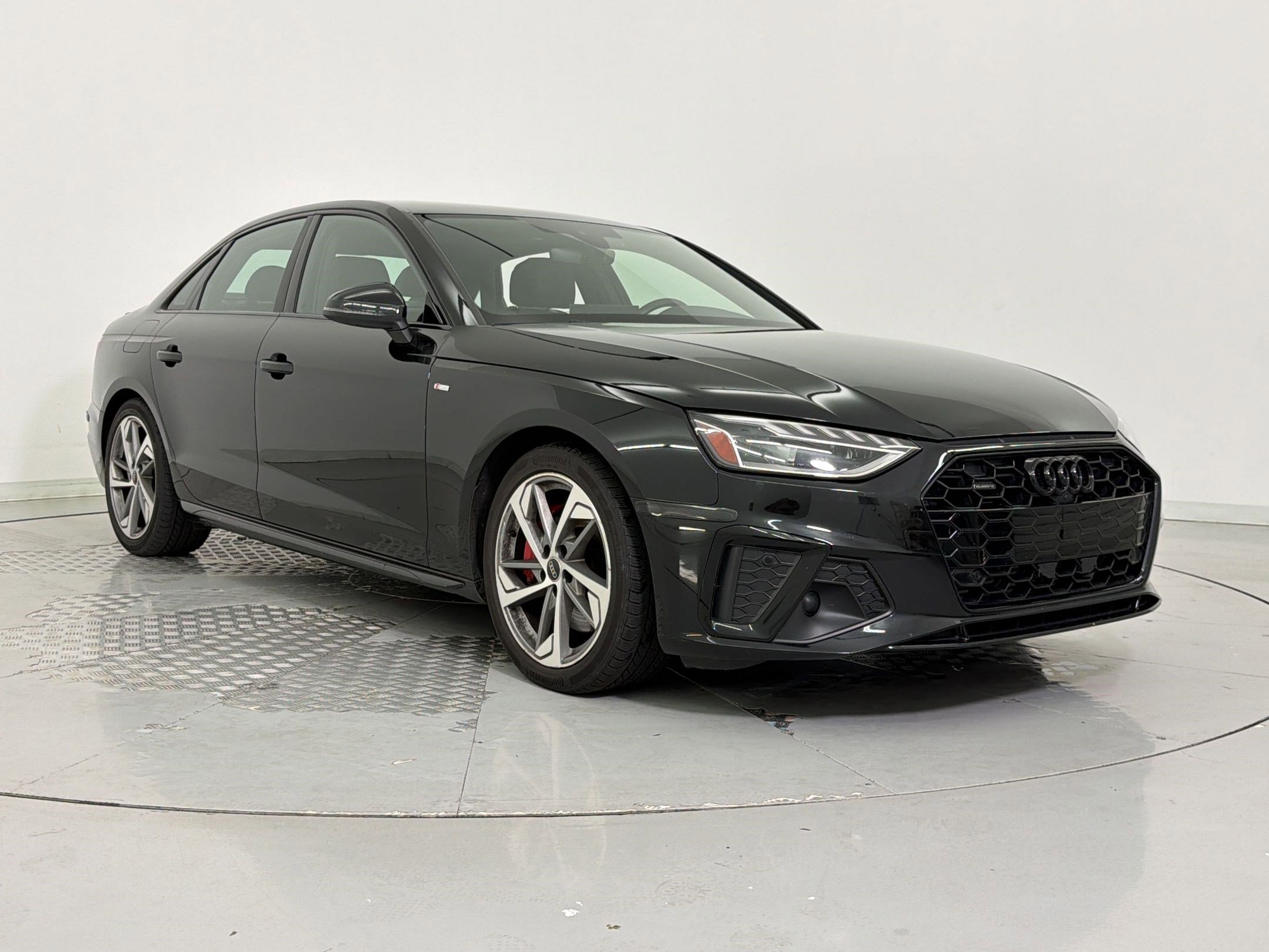 Used 2024 Audi A4 2.0T Premium Plus w/ Premium Plus Package AWD/4WD image 7