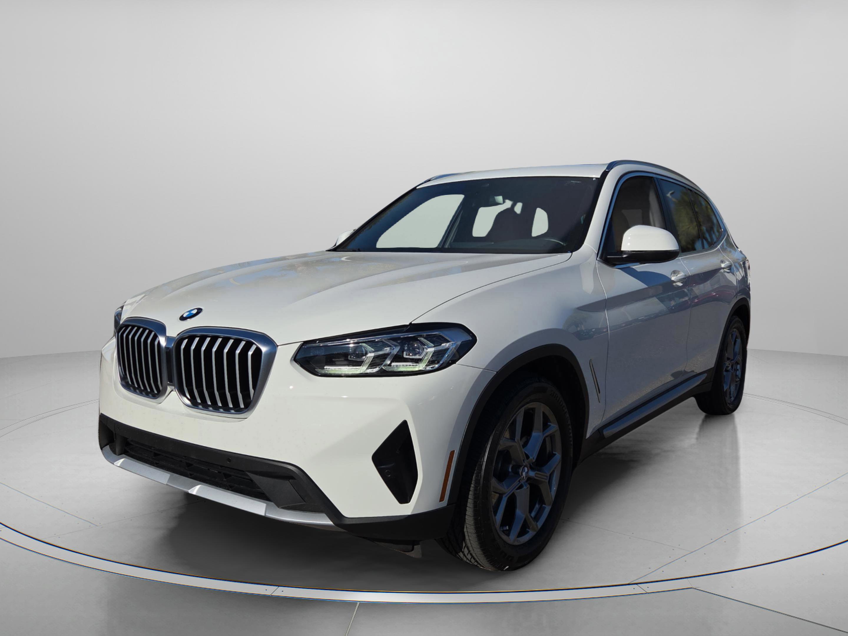 Used 2022 BMW X3 sDrive30i w/ Convenience Package w/ZPA image 2