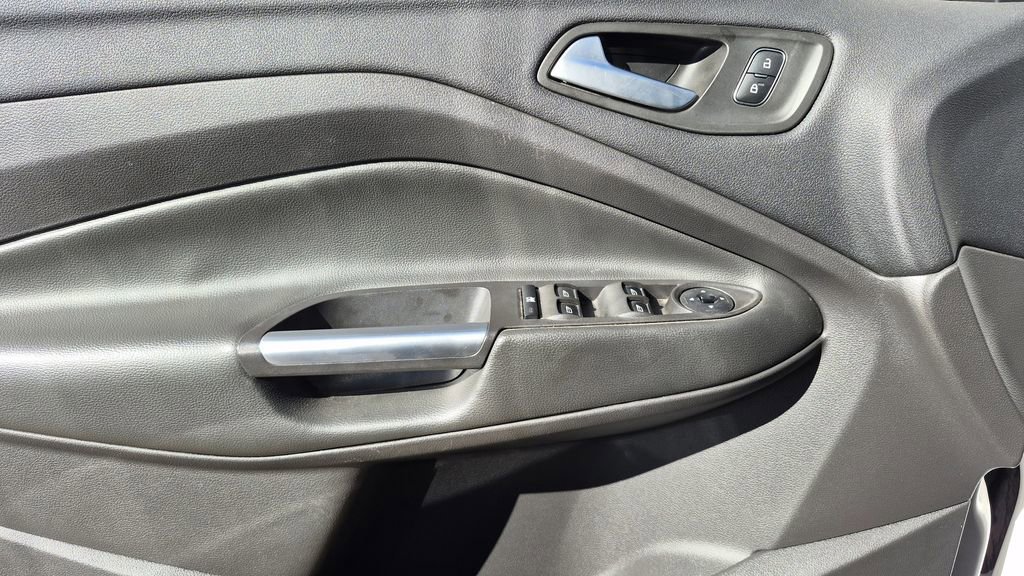 Used 2018 Ford Escape SEL image 7