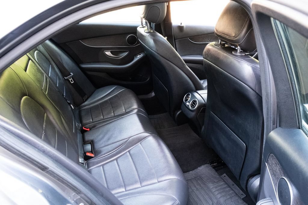 Used 2019 Mercedes-Benz C 300 Sedan image 26