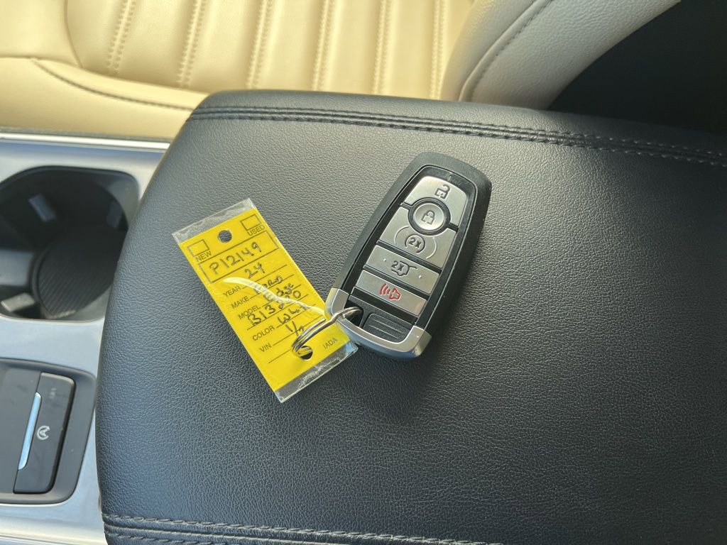 Used 2024 Ford Edge SEL w/ Convenience Package image 20