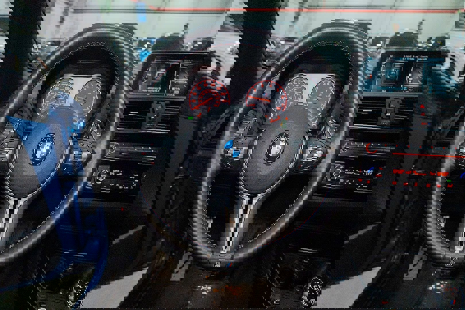 Used 2017 BMW M2 image 37