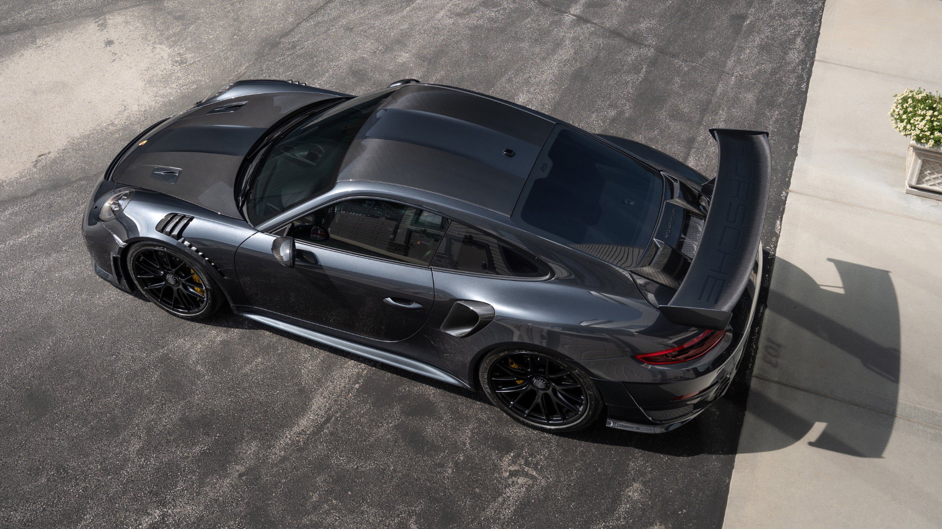 Used 2018 Porsche 911 GT2 RS RWD image 7