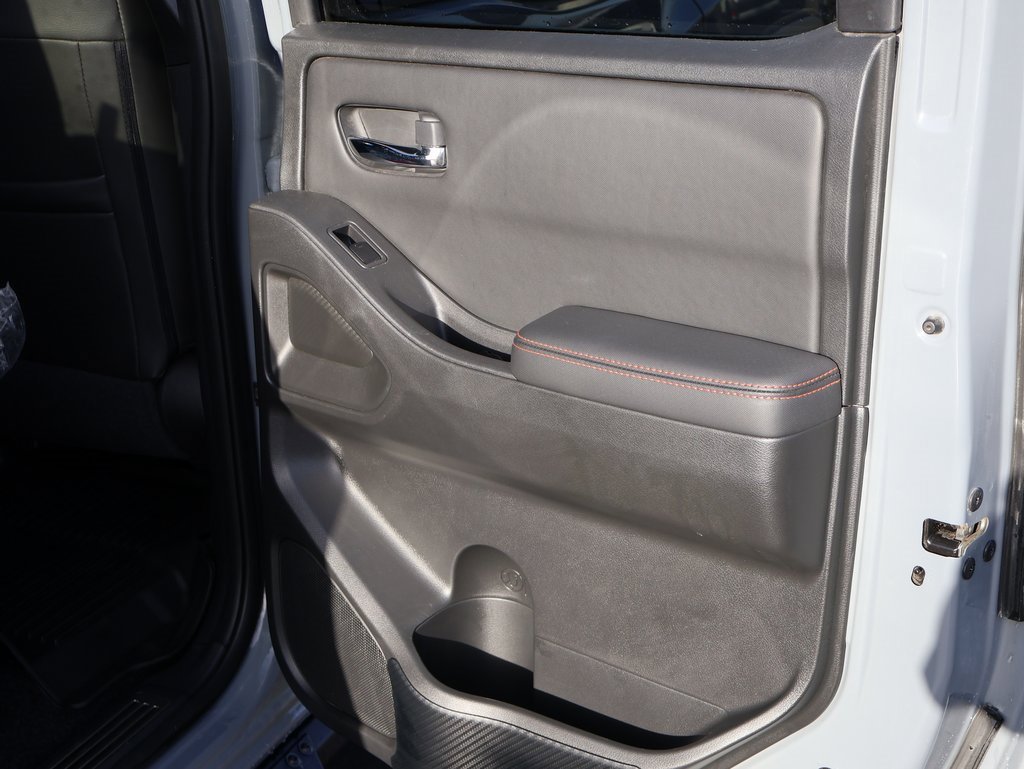 Used 2023 Nissan Frontier PRO-4X w/ Pro Convenience Package image 14