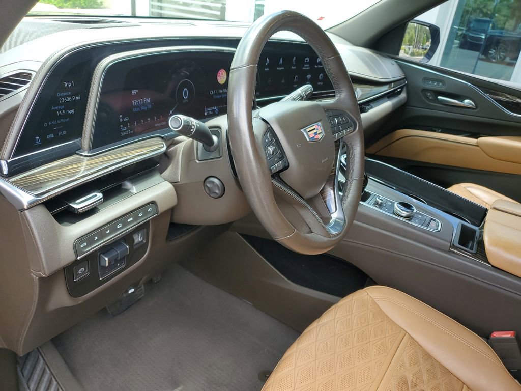Used 2021 Cadillac Escalade ESV Sport w/ Driver Assist Tech Package AWD/4WD image 21