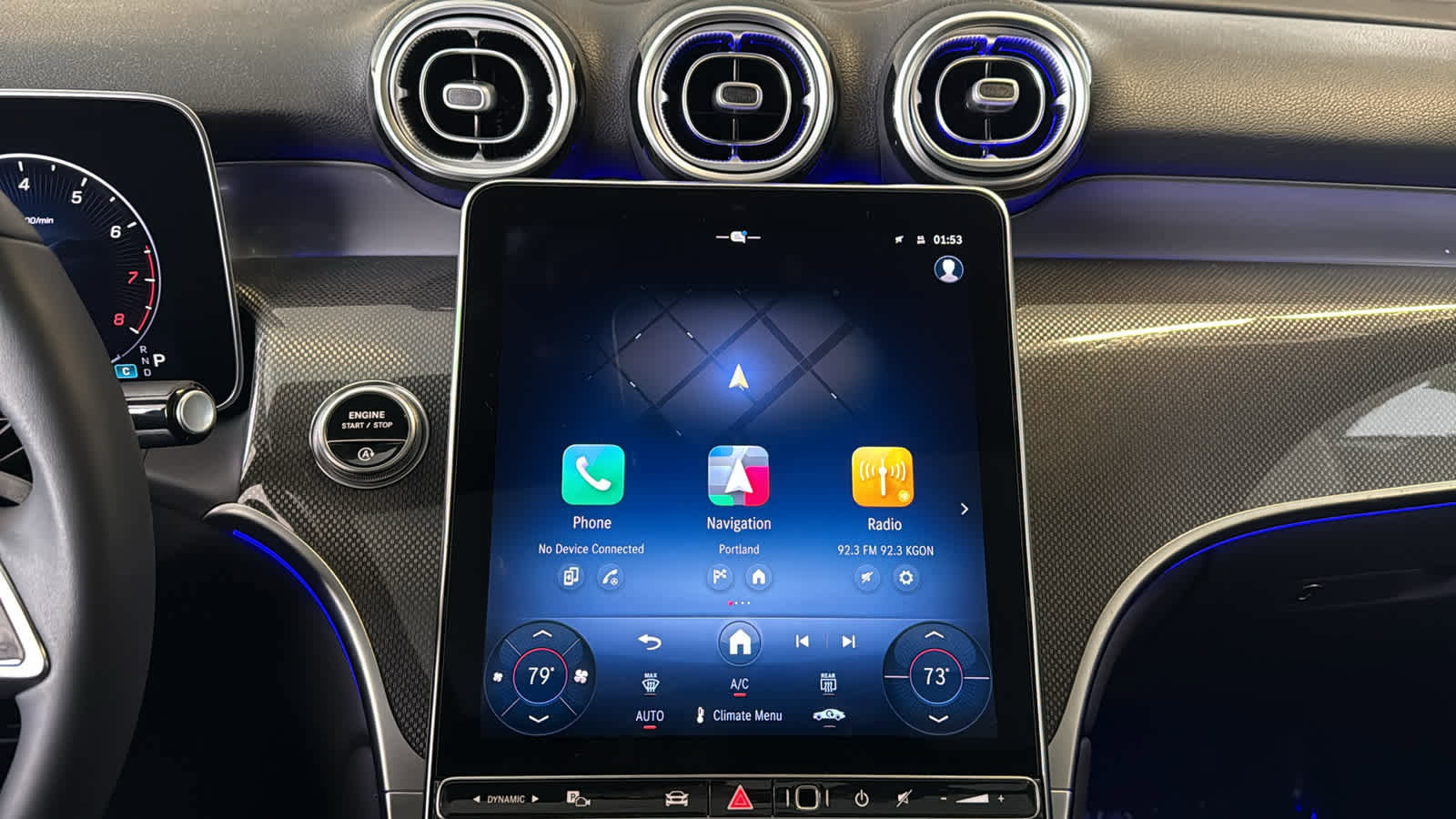 Used 2025 Mercedes-Benz GLC 300 4MATIC image 25