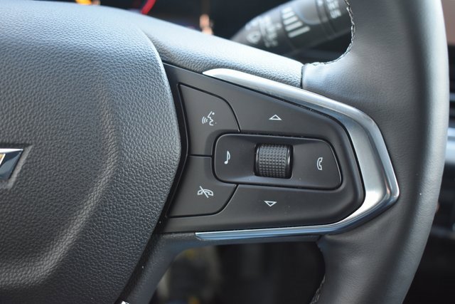 Used 2025 Chevrolet Trax LT w/ LT Convenience Package image 20