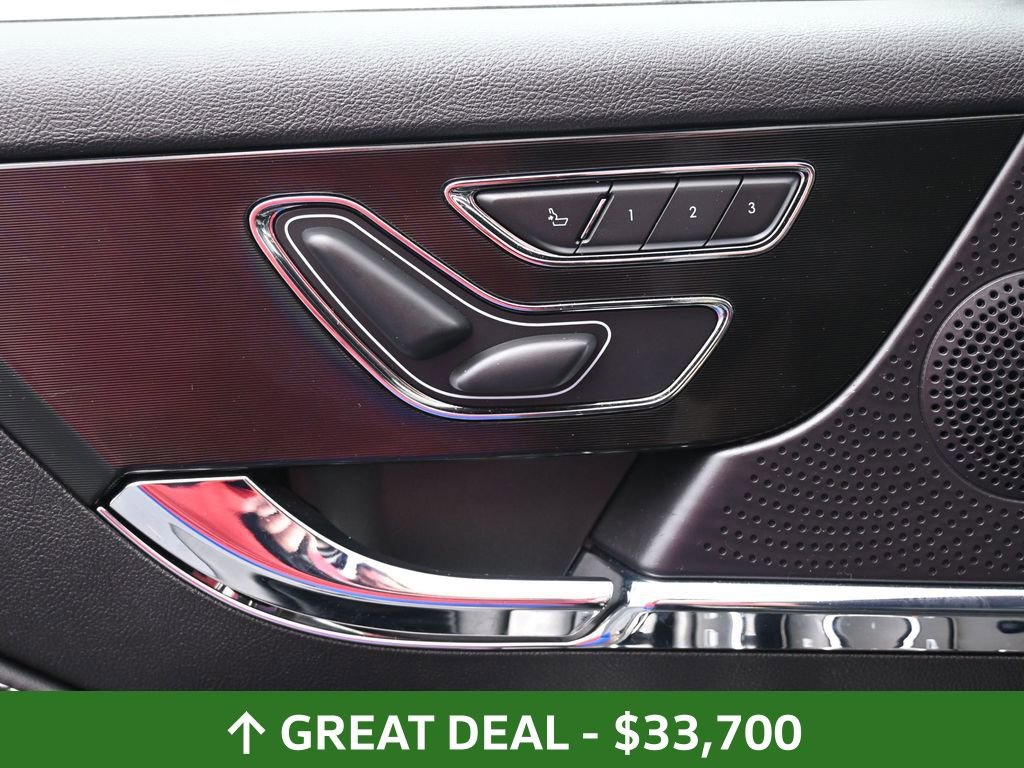 Used 2024 Lincoln Corsair Reserve image 24