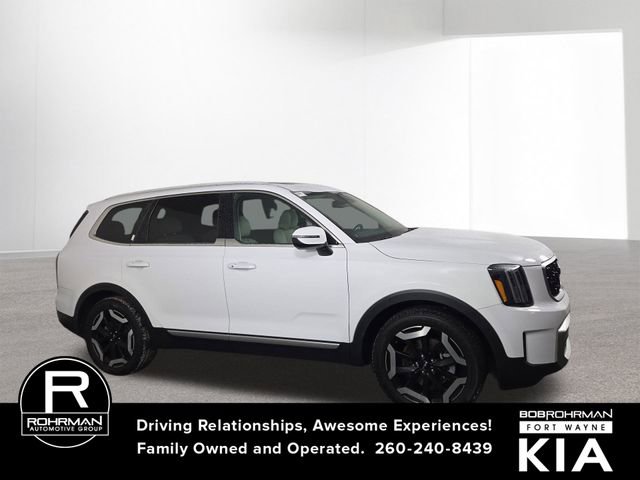 Certified 2024 Kia Telluride EX w/ EX Captain's Chair Package image 6
