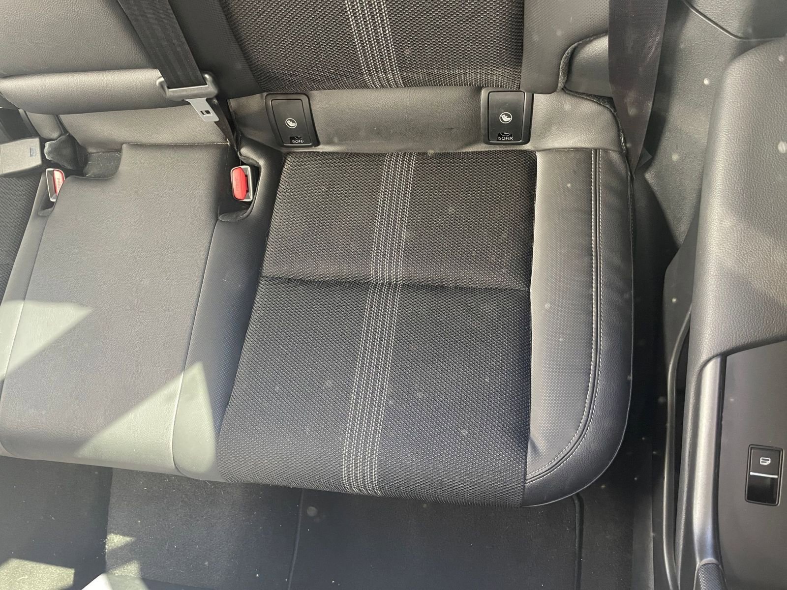 Used 2025 MAZDA CX-50 AWD 2.5 S w/ Select Package image 35