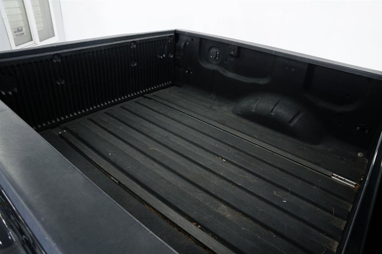 Used 2012 Nissan Titan S image 11